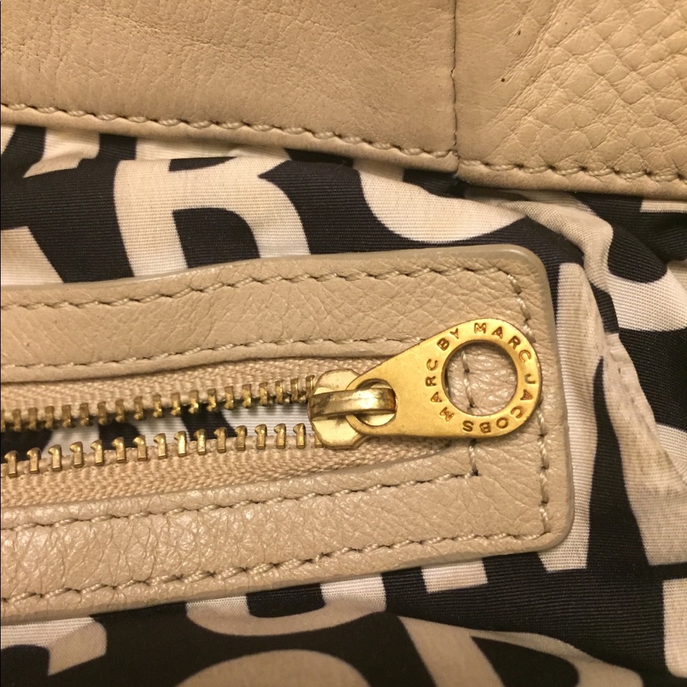 Marc Jacobs Classic Q Fran - Picture 5 of 7